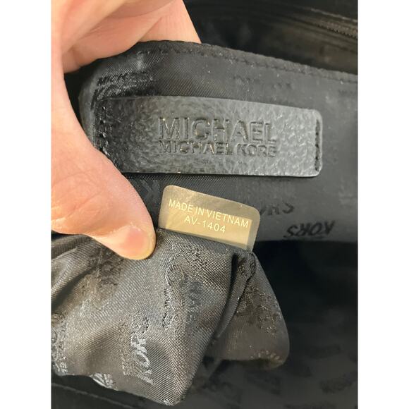 MICHAEL KORS, LARGE BLACK LEATHER SHOULDER BAG, HANDBAG - Picture 12 of 16